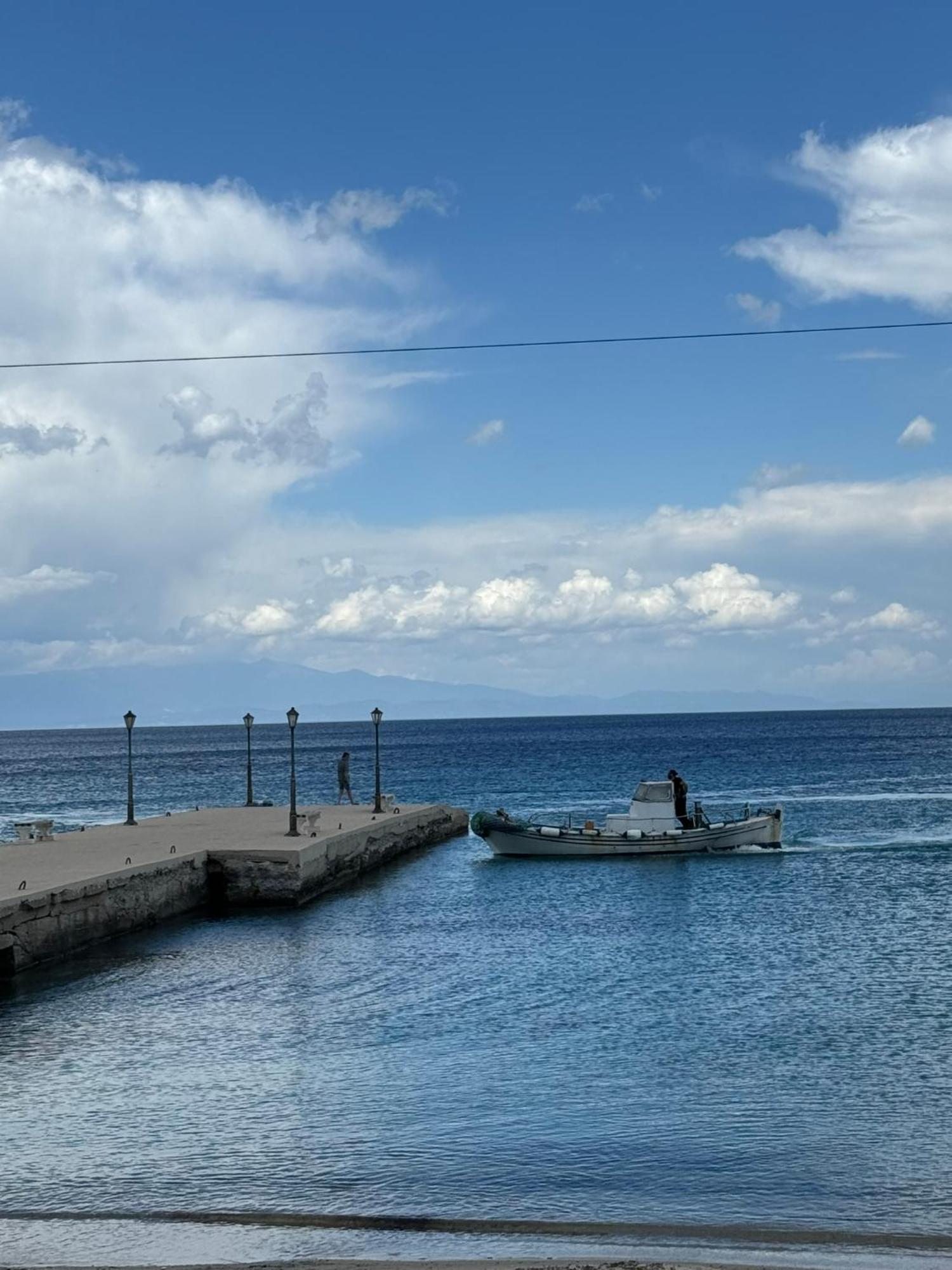 Despoina Meletiadou Νέα Ρόδα Εξωτερικό φωτογραφία